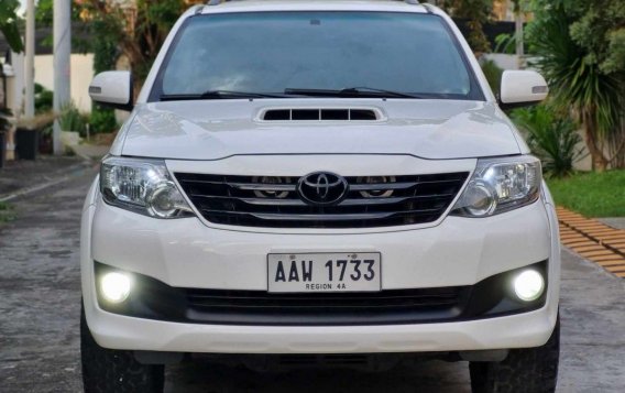 Sell White 2014 Toyota Fortuner in Caloocan-1