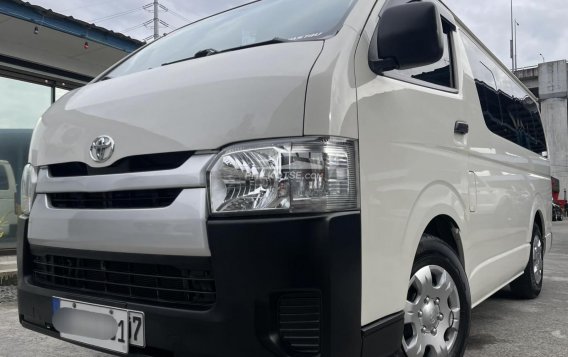 2021 Toyota Hiace  Commuter 3.0 M/T in Quezon City, Metro Manila-30