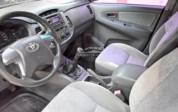 2014 Toyota Innova  2.8 E Diesel MT in Lemery, Batangas-20