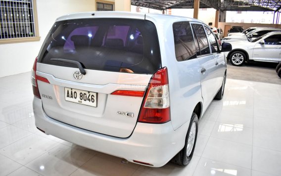 2014 Toyota Innova  2.8 E Diesel MT in Lemery, Batangas-12