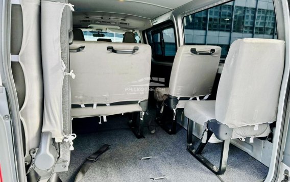 2022 Toyota Hiace  Commuter 3.0 M/T in Makati, Metro Manila-4
