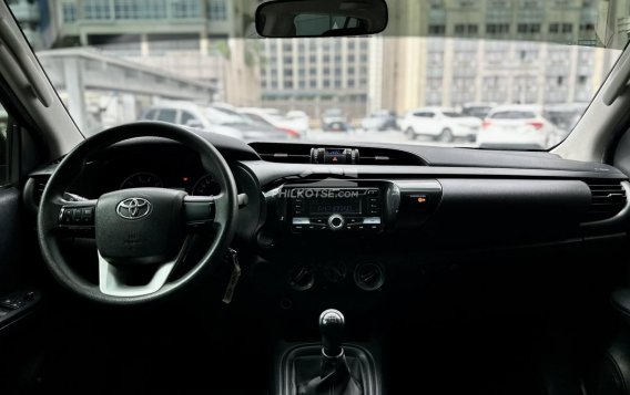2018 Toyota Hilux in Makati, Metro Manila-16