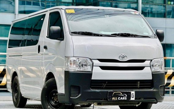 White Toyota Hiace 2022 for sale in Makati-2