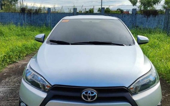 Sell White 2017 Toyota Yaris in Plaridel-1
