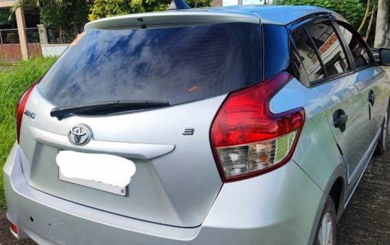Sell White 2017 Toyota Yaris in Plaridel-6