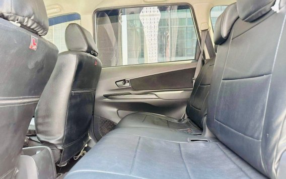 Sell White 2016 Toyota Avanza in Makati-4