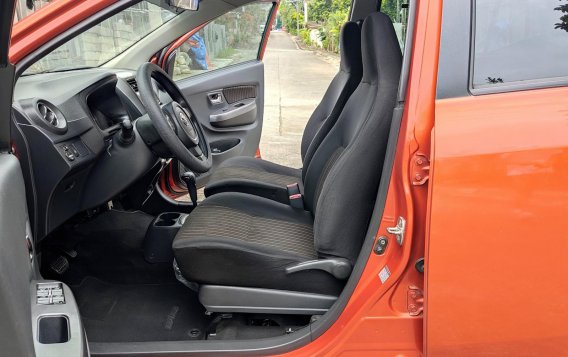 Orange Toyota Wigo 2018 Hatchback at 43000 for sale in Manila-6
