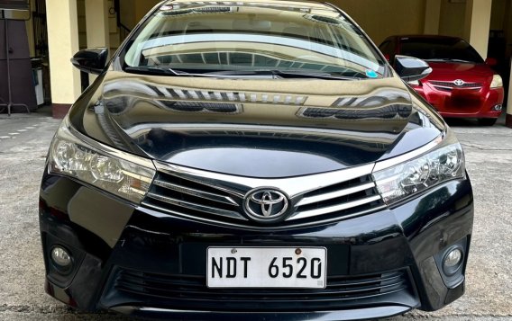 Sell White 2023 Toyota Corolla altis in Manila