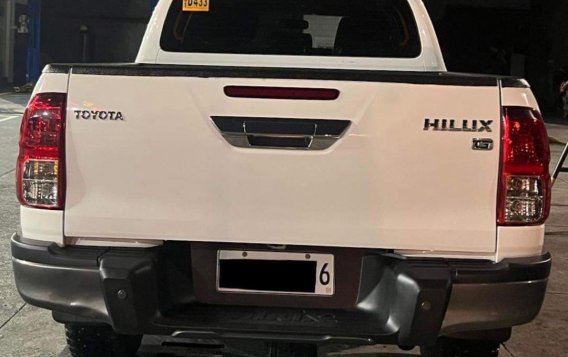 White Toyota Hilux 2021 for sale in Quezon City-5
