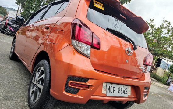 Orange Toyota Wigo 2018 Hatchback at 43000 for sale in Manila-4