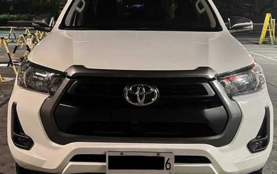 White Toyota Hilux 2021 for sale in Quezon City-2