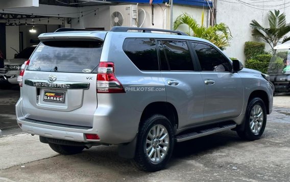 2015 Toyota Land Cruiser Prado 4.0 4x4 AT (Gasoline) in Manila, Metro Manila-7