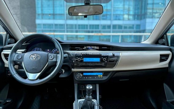 2016 Toyota Corolla Altis  1.6 G MT in Makati, Metro Manila-10
