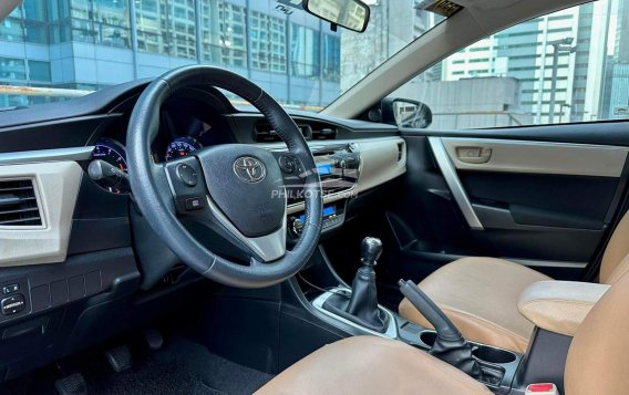 2016 Toyota Corolla Altis  1.6 G MT in Makati, Metro Manila-11