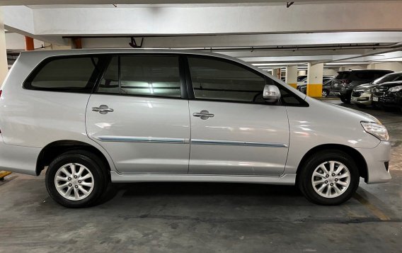 Silver Toyota Innova 2013 for sale in Automatic-1