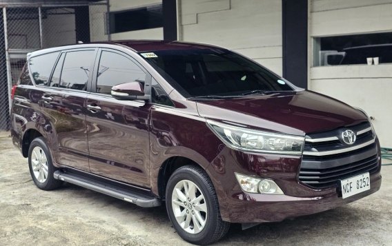 Selling White Toyota Innova 2016 in Quezon City-4