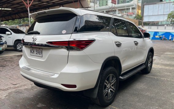 White Toyota Fortuner 2016 for sale in Automatic-6