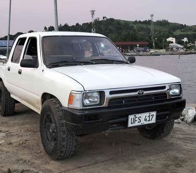 White Toyota Hilux 2021 for sale in Manual