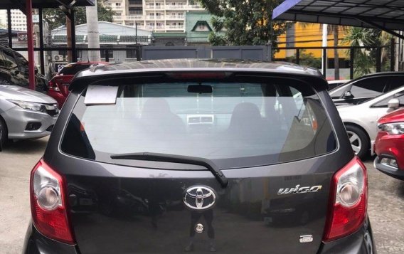 Selling White Toyota Wigo 2016 in Quezon City-5