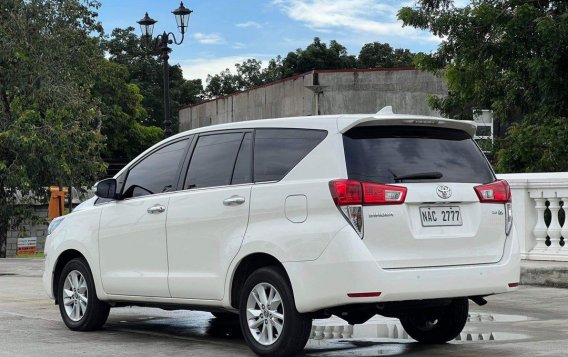 White Toyota Innova 2017 for sale in Automatic-4