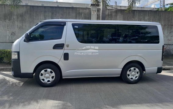 2017 Toyota Hiace  Commuter 3.0 M/T in Taytay, Rizal