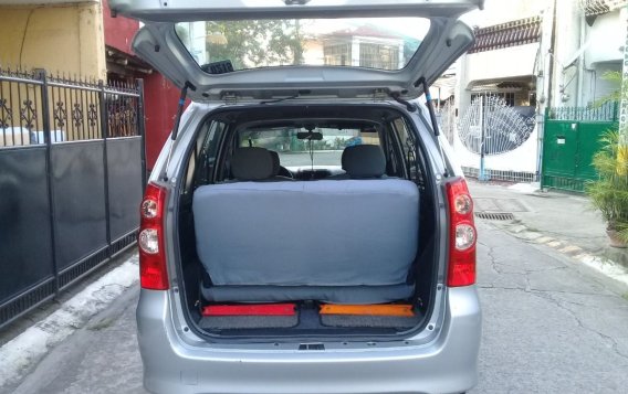 Silver Toyota Avanza 2010 for sale in Parañaque-5