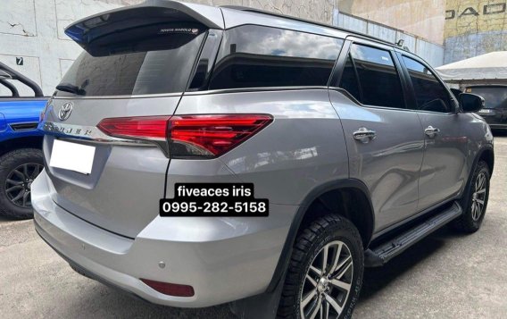 White Toyota Fortuner 2019 for sale in Mandaue-4