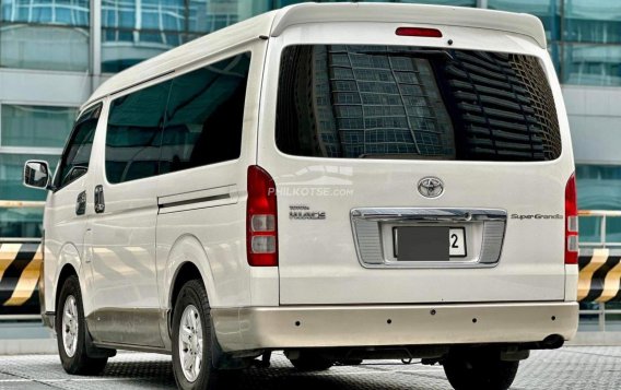 2011 Toyota Hiace Super Grandia Leather 2.8 AT in Makati, Metro Manila-7