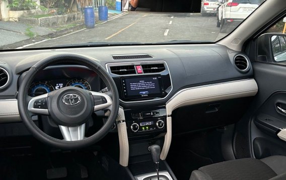 Sell White 2019 Toyota Rush in Manila-5