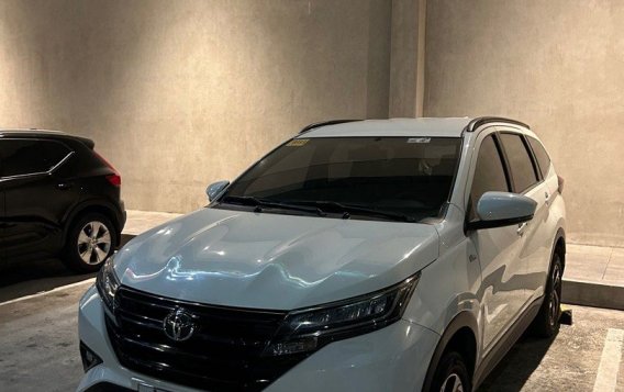Sell White 2019 Toyota Rush in Manila-1