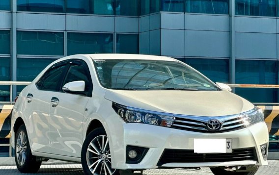 White Toyota Altis 2014 for sale in Automatic