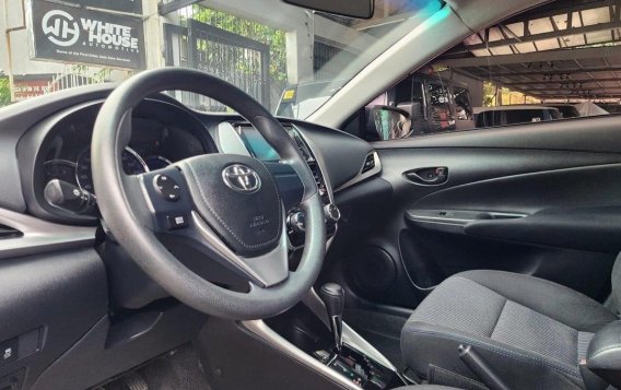 Selling White Toyota Vios 2019 in Manila-6