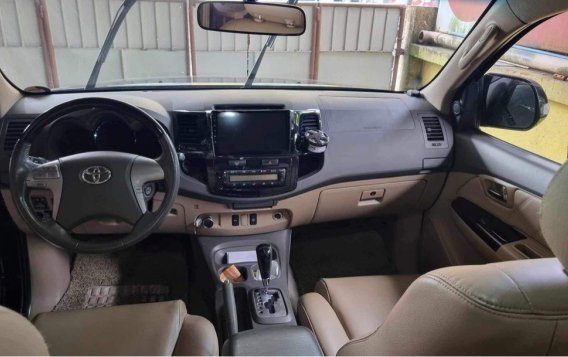 Sell White 2012 Toyota Fortuner in Manila-9