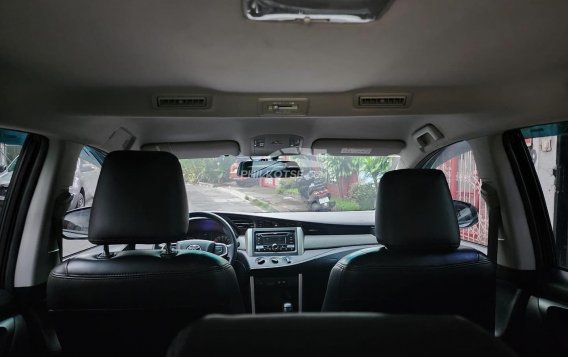 2019 Toyota Innova  2.8 E Diesel AT in Manila, Metro Manila-7
