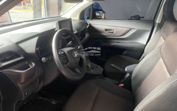 2022 Toyota Avanza  1.5 G A/T in Quezon City, Metro Manila-5