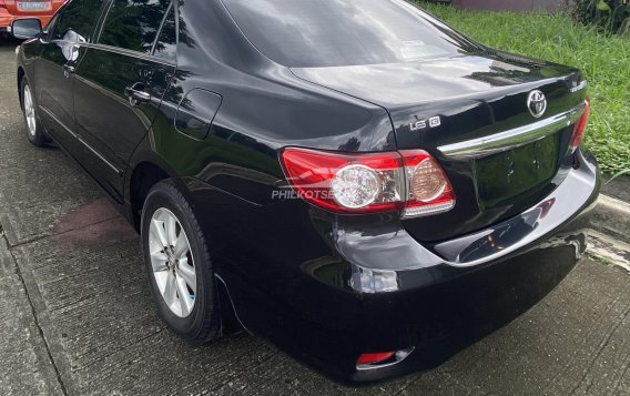 2011 Toyota Altis in Quezon City, Metro Manila-8