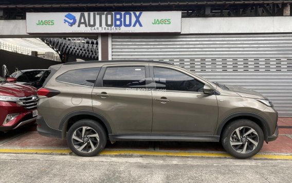 2022 Toyota Rush  1.5 G AT in Quezon City, Metro Manila-1