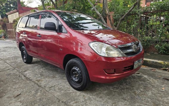 Sell White 2008 Toyota Innova in Bacoor-2
