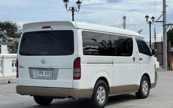 2006 Toyota Hiace Super Grandia in Las Piñas, Metro Manila-4