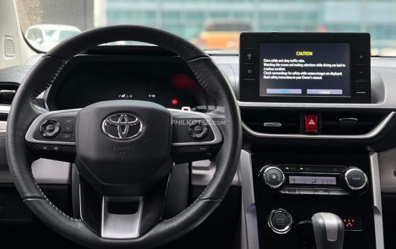 2022 Toyota Veloz in Makati, Metro Manila-5