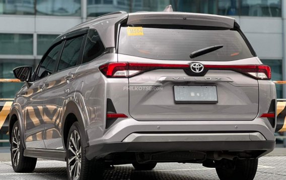 2022 Toyota Veloz in Makati, Metro Manila-16