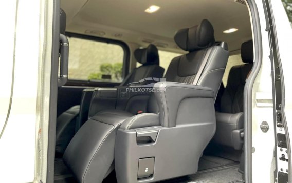 2020 Toyota Hiace Super Grandia Elite 2.8 AT in Manila, Metro Manila-7