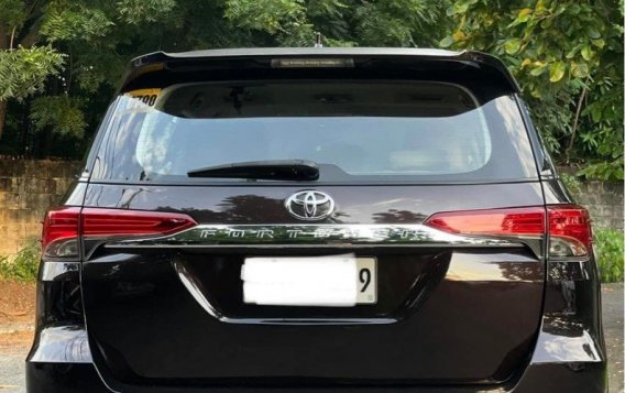 Sell White 2018 Toyota Fortuner in Parañaque-1