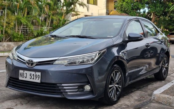 White Toyota Altis 2018 for sale in Manila-1