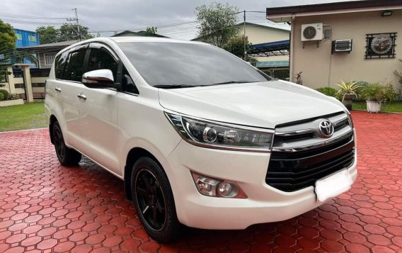 White Toyota Innova 2017 for sale in Automatic