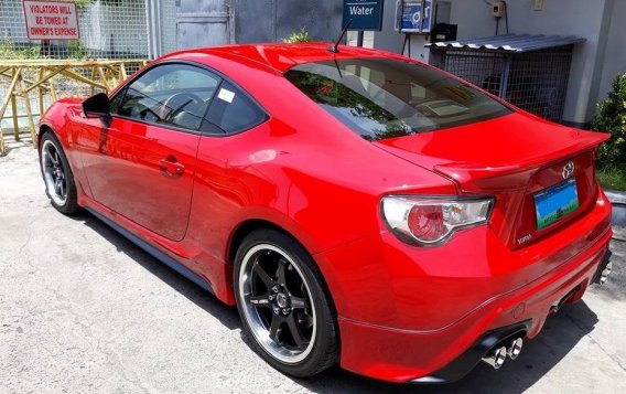 Sell White 2014 Toyota 86 in Pasig-3