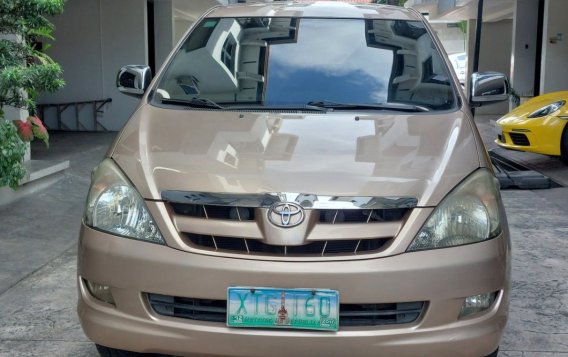 White Toyota Innova 2006 for sale in Automatic-2