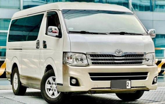 Sell White 2011 Toyota Hiace Super Grandia in Makati-5