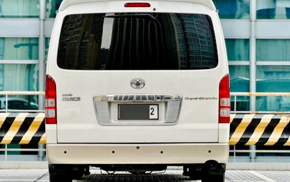 Sell White 2011 Toyota Hiace Super Grandia in Makati-2