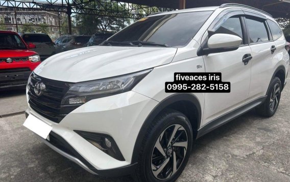 Selling White Toyota Rush 2021 in Mandaue-5